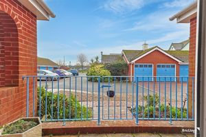 Photo 19- click for photo gallery